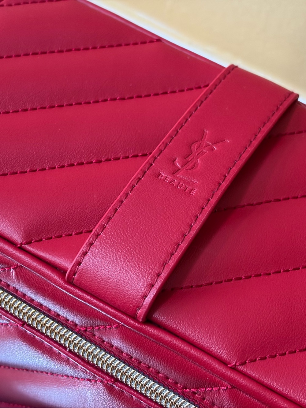 Yves Saint Laurent Quilted Red Leather Cosmetic Case with Gold Hardware - Picture 7 of 9